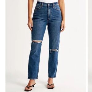 Abercrombie Women's Curve Love Ultra High Rise Ankle Straight Jean